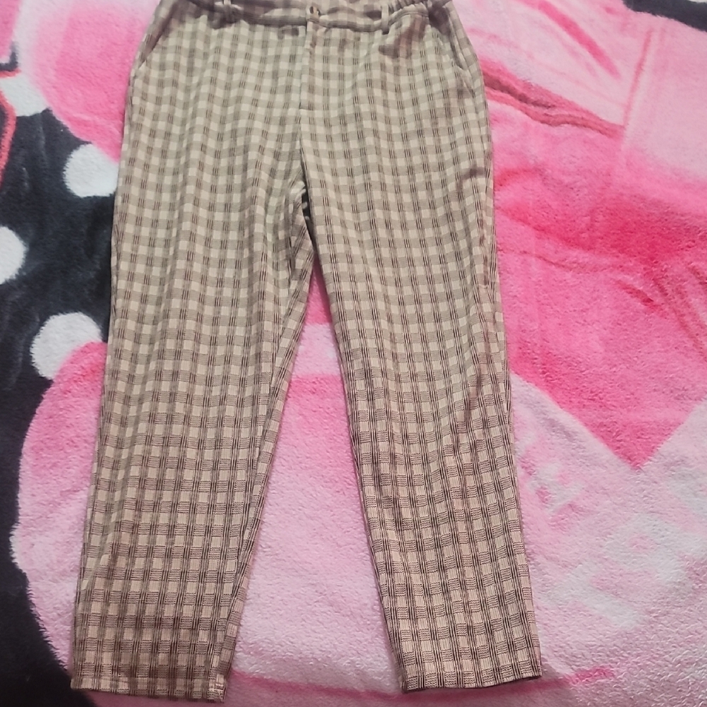 Gently used pants from buckle